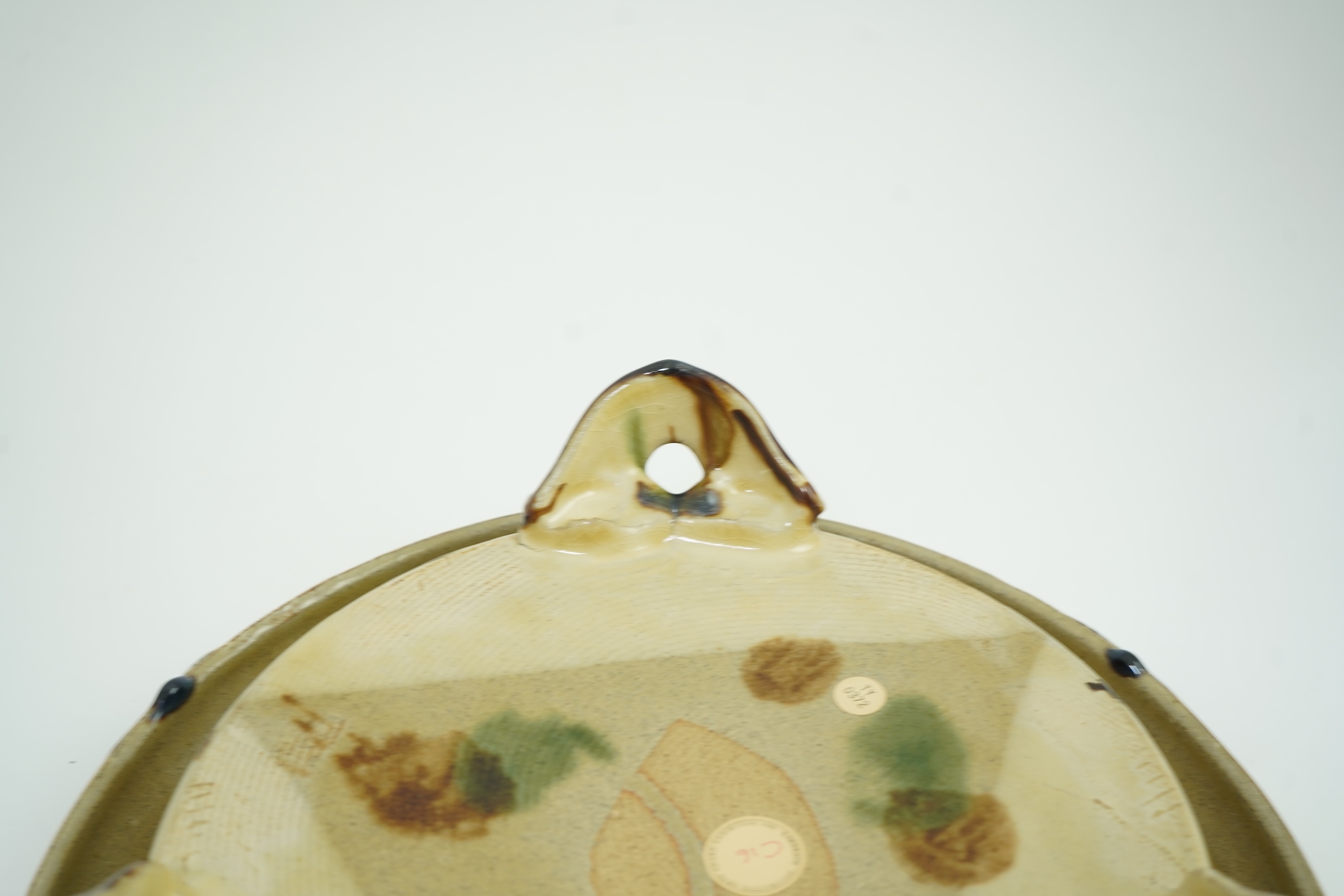 Takeshi Yasuda (Japanese, b.1943): A tricolour stoneware tripod planter